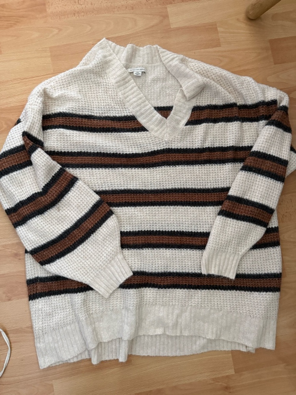 American eagle sweater